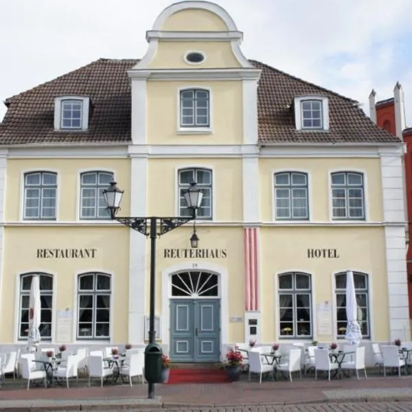 鲁特豪斯维斯马酒店，位于Proseken的酒店