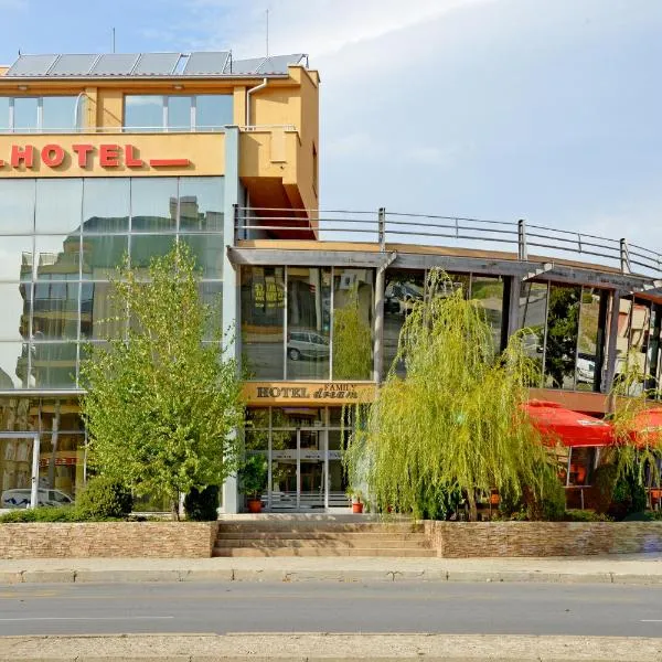 Dream Hotel，位于Rakovo的酒店
