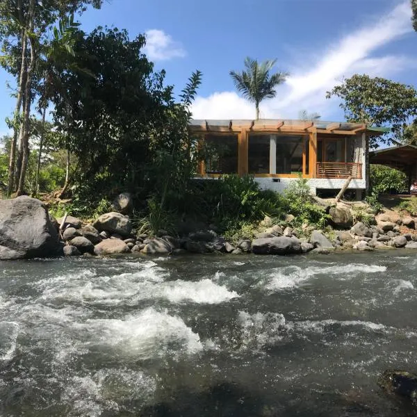 Saguamby Mindo Lodge，位于明多的酒店