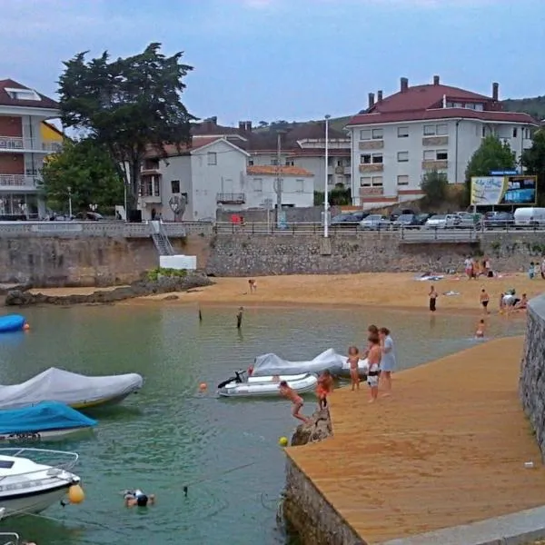 Hotel Candano，位于伊斯拉的酒店