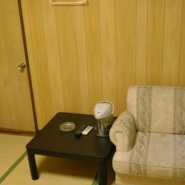 高梁卡施布奈藤传统日式民宿，位于滨松的酒店