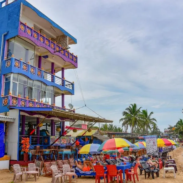 Hotel Dolphin Hikkaduwa，位于Nalagasdeniya的酒店