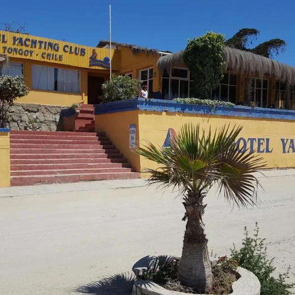 Hotel Yachting Club，位于Las Cardas的酒店