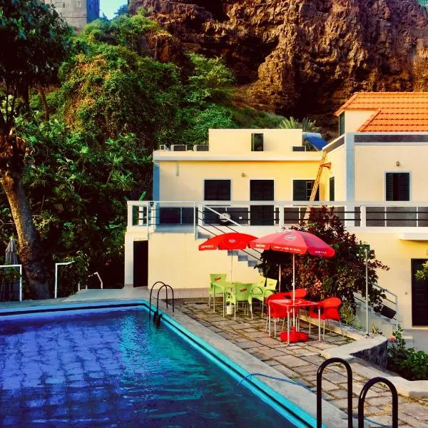 Casa Santa Barbara Deluxe，位于Ilha de Santo Antão的酒店