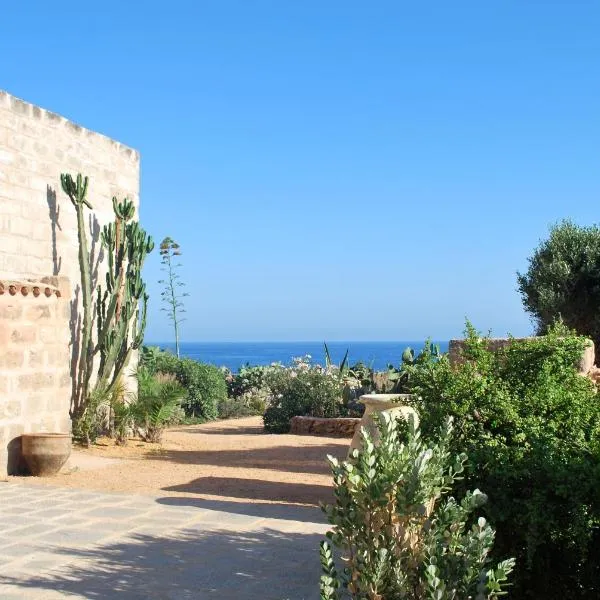 Dimora Cala del Pozzo，位于法维尼亚纳的酒店