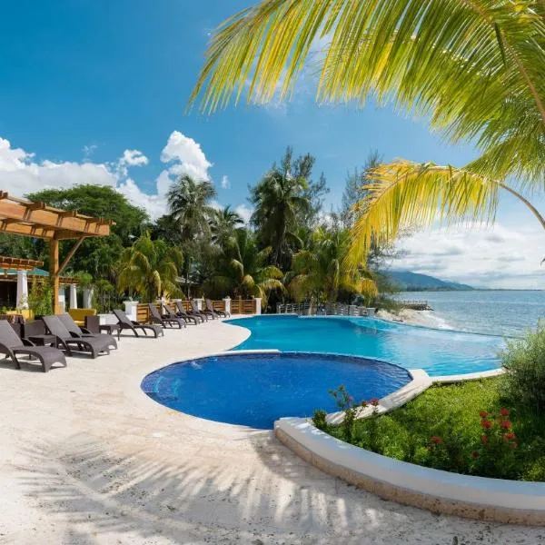 帕拉伊索热带雨林和海滩酒店，位于科尔特斯港的酒店