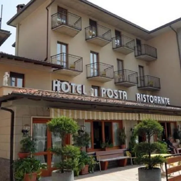 波斯塔酒店，位于菲皮诺瓦勒伊曼的酒店