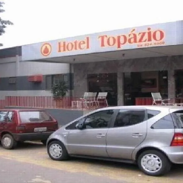 Hotel Topazio Ltda，位于Cruzeiro do Oeste的酒店