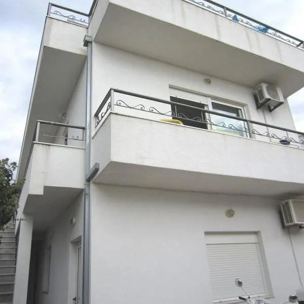 Apartments Zdenka，位于Arbanija的酒店