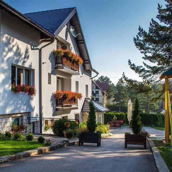 Guest house Vila Žunić，位于兹拉蒂博尔的酒店