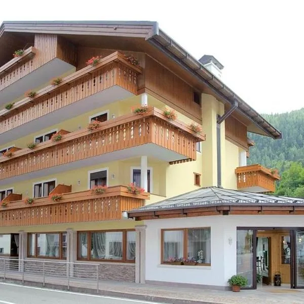 Hotel Garnì posta，位于Colcerver的酒店