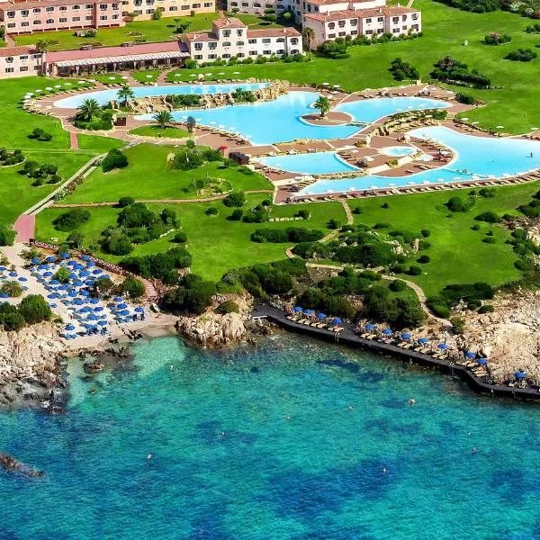 COLONNA RESORT, a Colonna Luxury Beach Hotel, Porto Cervo，位于Baraccamenti的酒店