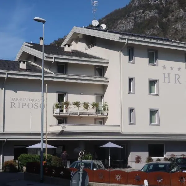 利波索酒店，位于Costa di Serina的酒店