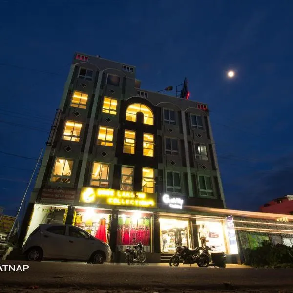 Hotel Catnap，位于Kāramadai的酒店