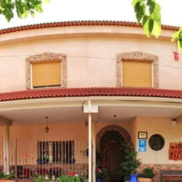 萨洛布雷河岸酒店，位于Paterna del Madera的酒店