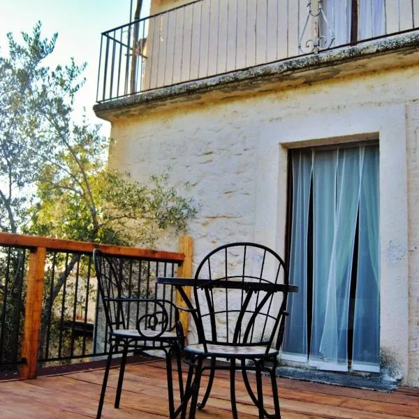 Fattoria La Tana della Volpe，位于Pacentro的酒店