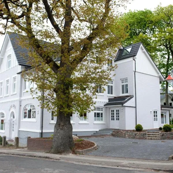 贝丝酒店，位于Süderholm的酒店