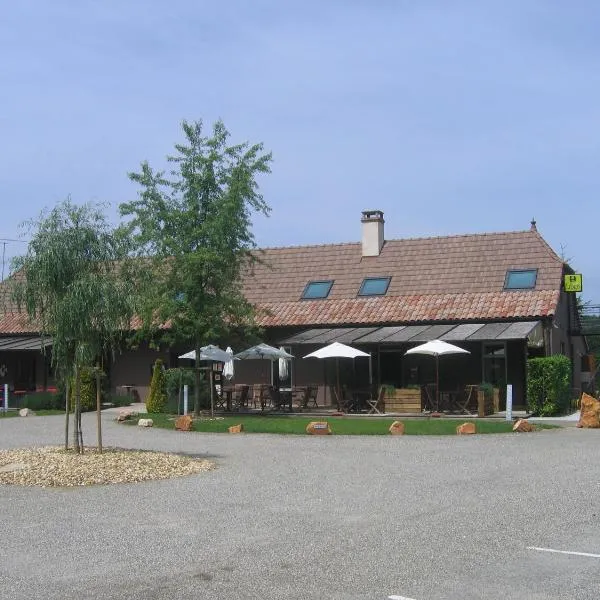 Hôtel Barbier des Bois，位于Montpont-en-Bresse的酒店