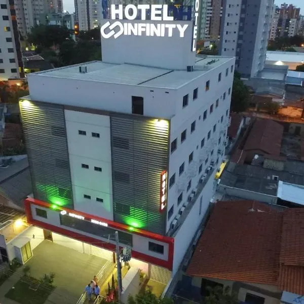 Infinity Hotel，位于戈亚尼亚的酒店