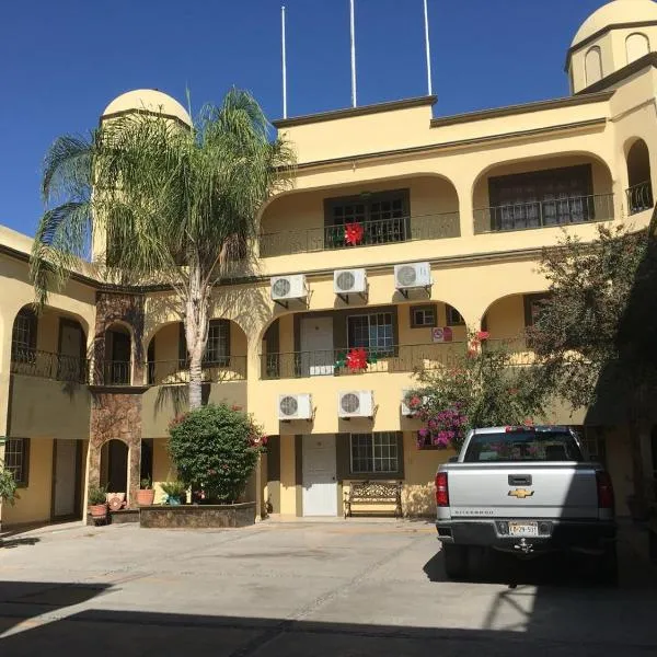 Hotel Colonial San Jorge，位于蒙克洛瓦的酒店