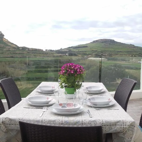 Penthouse view，位于Għajn il-Kbira的酒店