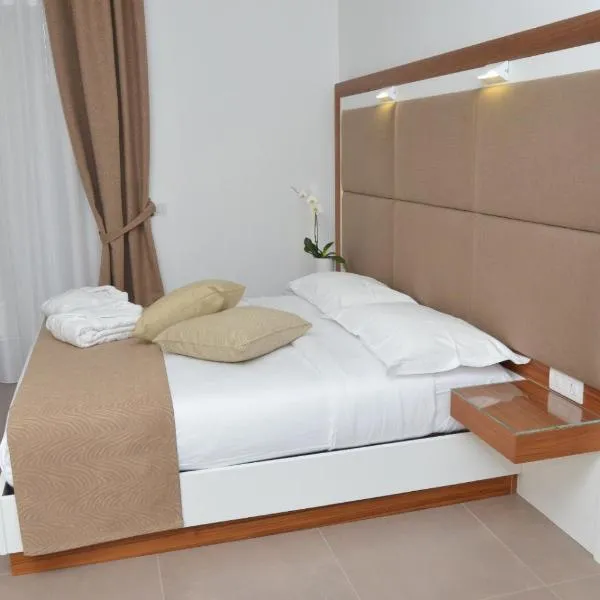 B&B La Movida，位于那不勒斯的酒店