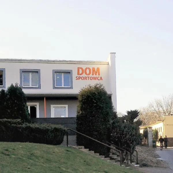 Dom Sportowca，位于Nędza的酒店