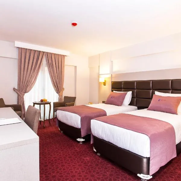 佩拉阿里亚酒店，位于伊兹密尔的酒店