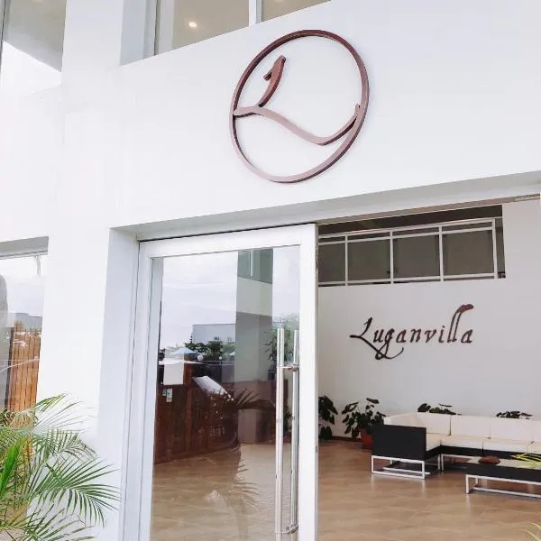 Luganvilla Business Hotel and Restaurant，位于卢甘维尔的酒店