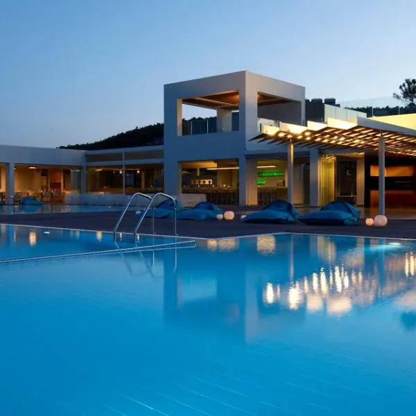Thalatta Seaside Hotel，位于Kírinthos的酒店