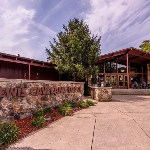 Carter Caves State Resort Park，位于Grayson的酒店