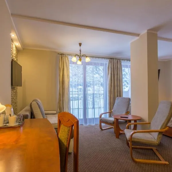 钻石酒店，位于斯克拉斯卡波伦巴的酒店