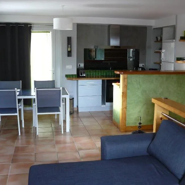 Appartement dans maison Entre Savines et Embrun，位于克洛茨的酒店
