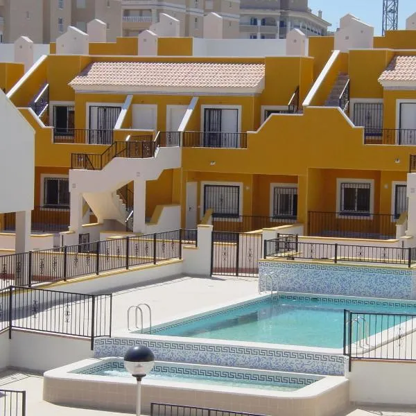 Bungalow Arenales del Sol, Alicante，位于阿勒纳勒斯德尔索尔的酒店