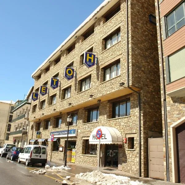 洛克德卡斯特尔酒店，位于莱阿尔多萨-德卡尼拉的酒店