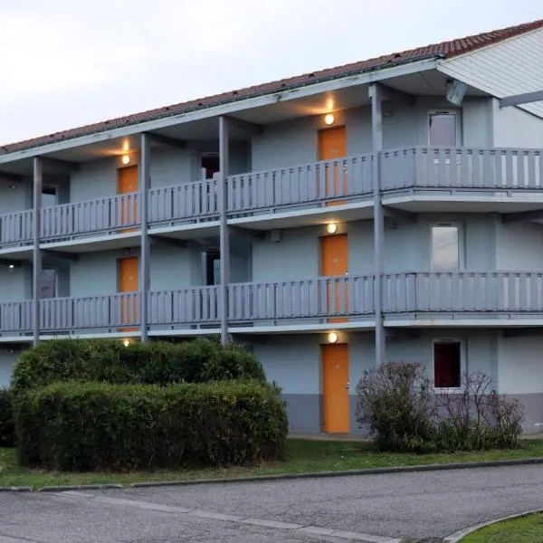 尤宁 - 卢兹北高级酒店，位于吕尼翁的酒店