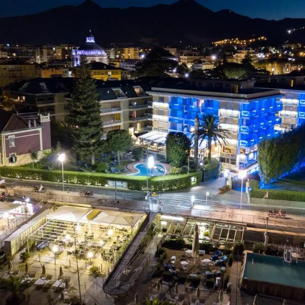 利多花园酒店，位于Calice Ligure的酒店