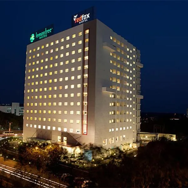 海得拉巴高科技城红狐狸酒店，位于Kundakal的酒店