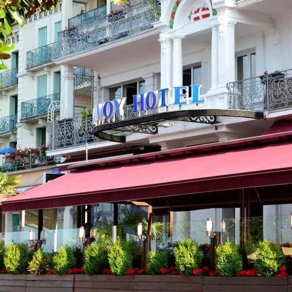 依云萨瓦酒店，位于安菲翁·莱斯·班恩斯的酒店