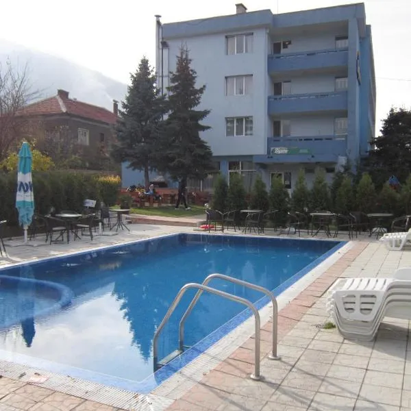 日耳曼酒店，位于Resilovo的酒店