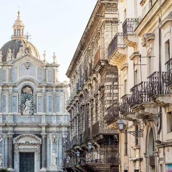 大教堂套房Spa酒店，位于卡塔尼亚的酒店