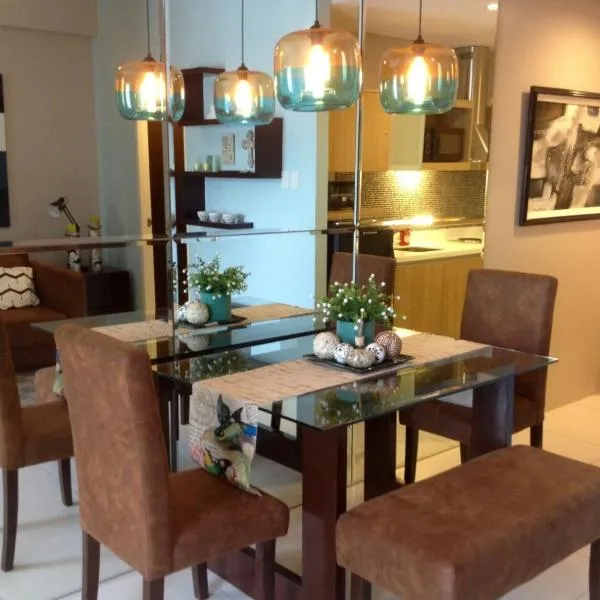 Luxurious Family Room Pico de Loro，位于Cutad的酒店