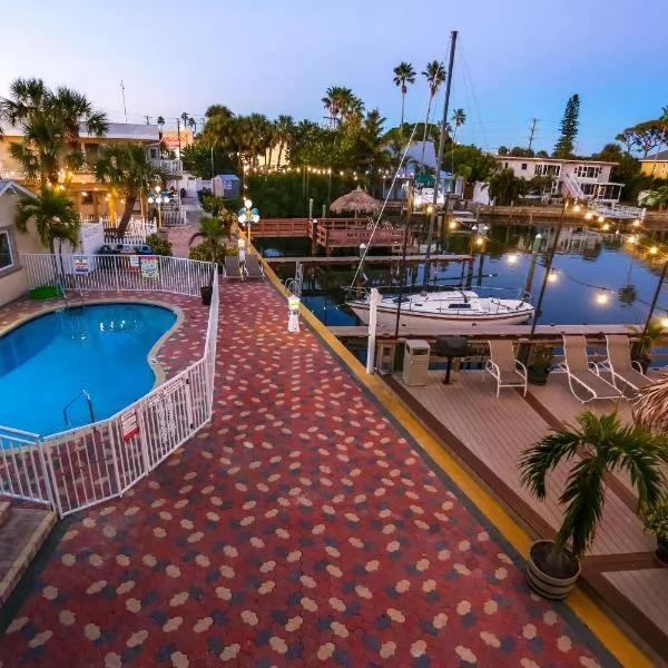 湾景广场海滨度假酒店，位于Tierra Verde的酒店