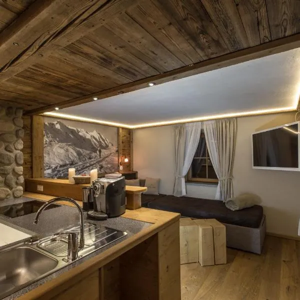 阿尔平木屋旅馆，位于海利根布卢特的酒店