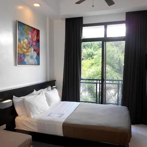 新月广场酒店，位于长滩岛的酒店