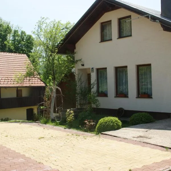 Holiday Home Smiljan，位于Perušić的酒店