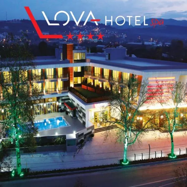 亚洛瓦洛瓦SPA酒店，位于亚洛瓦的酒店