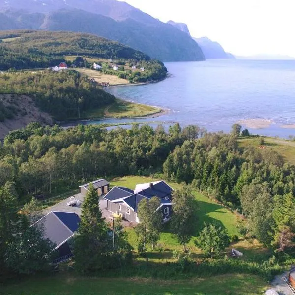 House in the heart of the Lyngen Alps with Best view，位于灵塞德的酒店