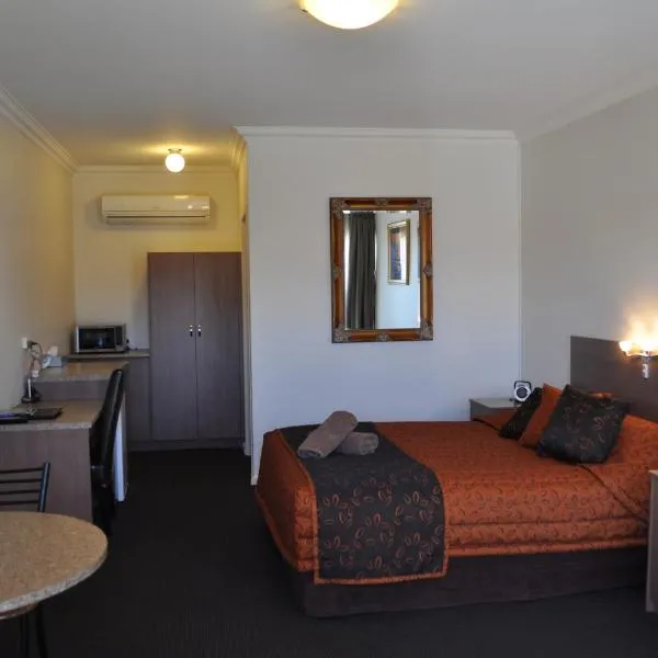 奥古斯塔庭院汽车旅馆，位于Port Augusta West的酒店