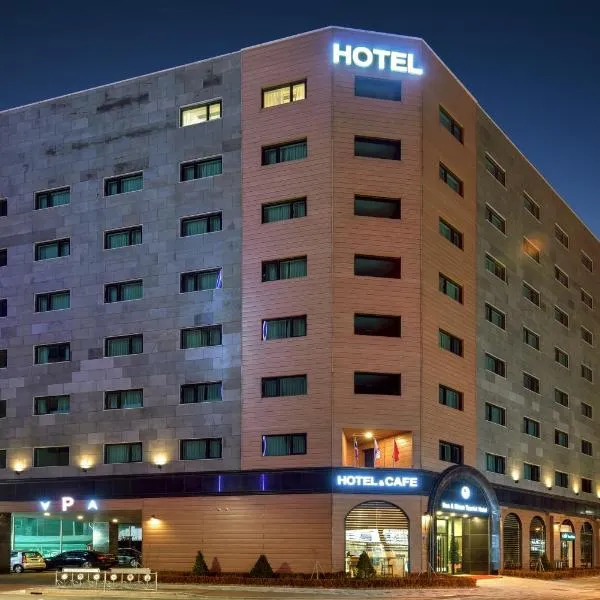 海月旅游酒店 ，位于Hak-kol的酒店
